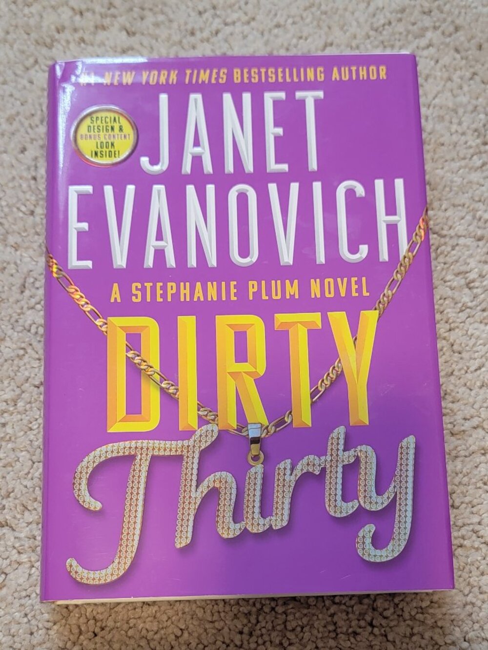 Dirty Thirty by Janet Evanovich, Hardcover